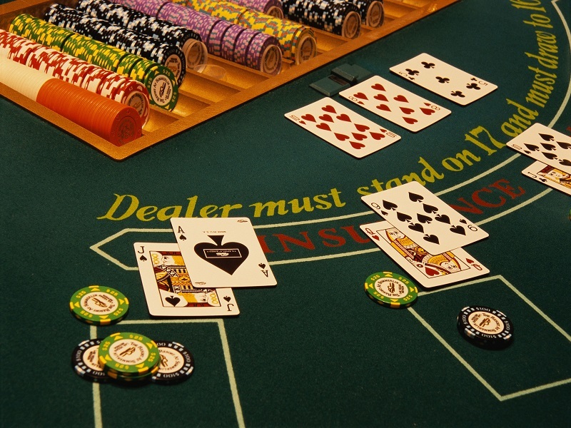 Multi Hand Bonus Blackjack Oyna